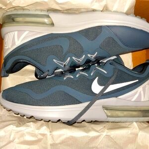 NWT Nike Air Max Fury Size 13